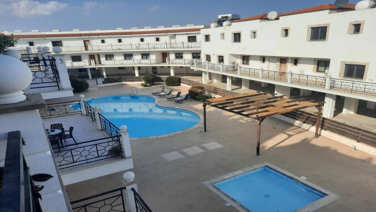 Paramount Gardens Resorts C202 Larnaca Extérieur photo