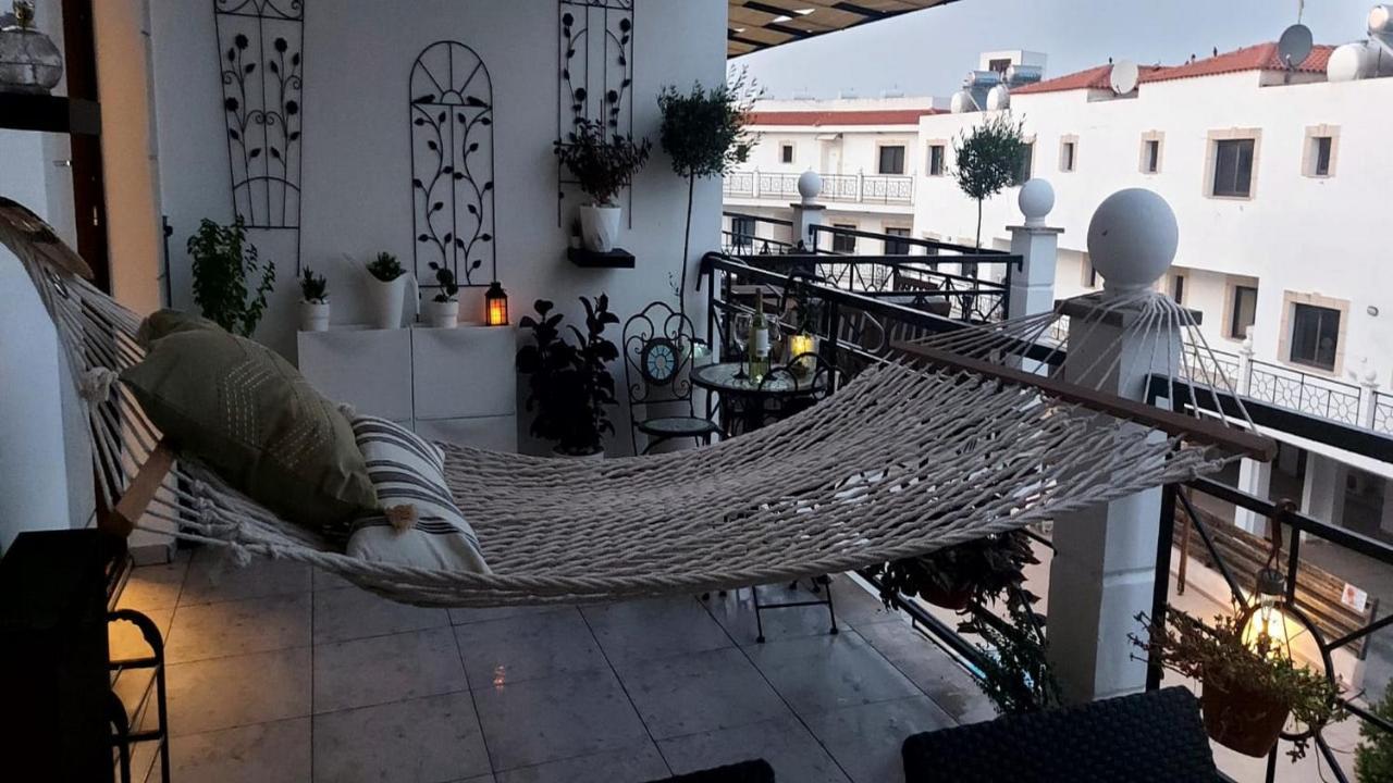 Paramount Gardens Resorts C202 Larnaca Extérieur photo